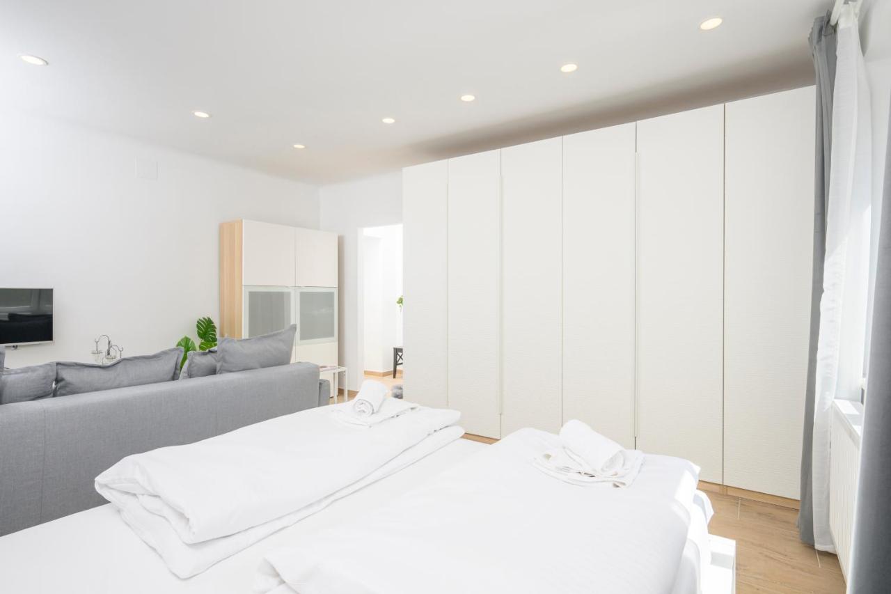 Hideaway Favoriten Vienna Esterno foto